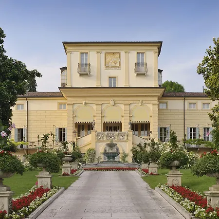 호텔 비블로스 아트 아미스타 5*