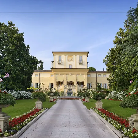 비블로스 아트 아미스타 호텔 5*