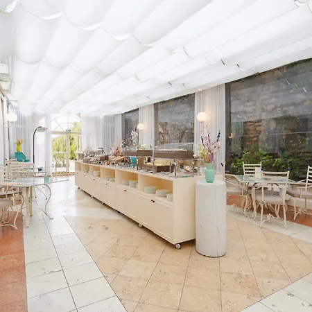 호텔 비블로스 아트 아미스타 5*