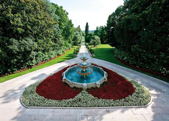 Ξενοδοχείο Byblos Art Amista