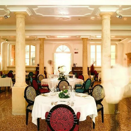 Hotel Byblos Art Amista